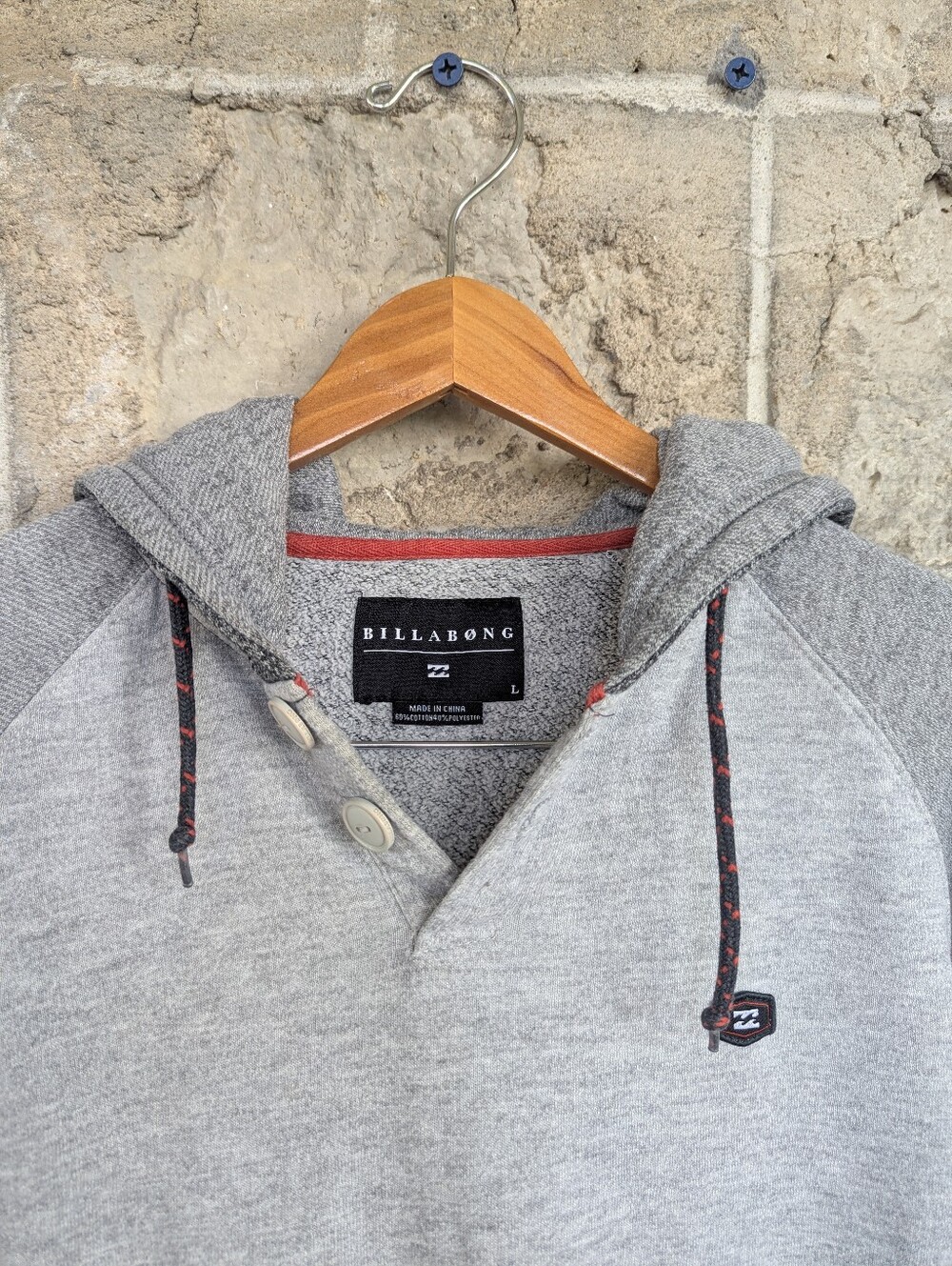 Billabong Hoodie 3-tone Gray Two Button Size Large With Red And Black Details